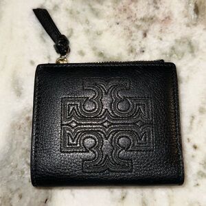 Tory Burch Wallet - Black pebble leather - Authentic